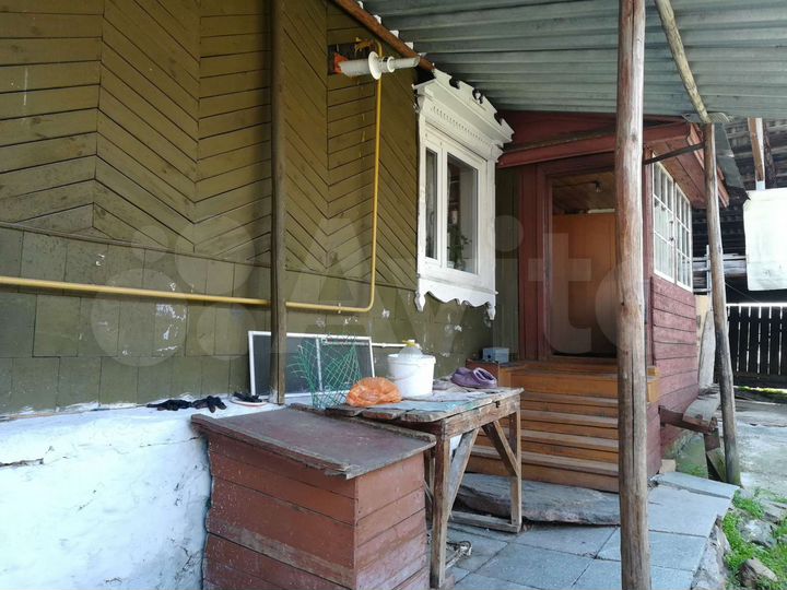 Дом 51 м² на участке 8 сот.