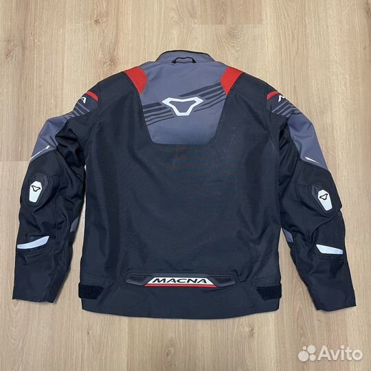 Мотокуртка утепленная Macna Charger, размер 46/48