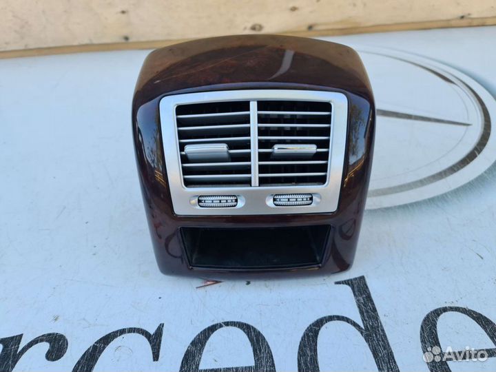 Дефлектор обдува задних пассажиров Mercedes W221