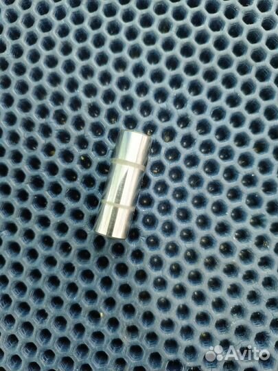 Suzuki GSX-R750 R731 палец поршневой