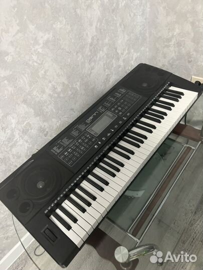 Синтезатор