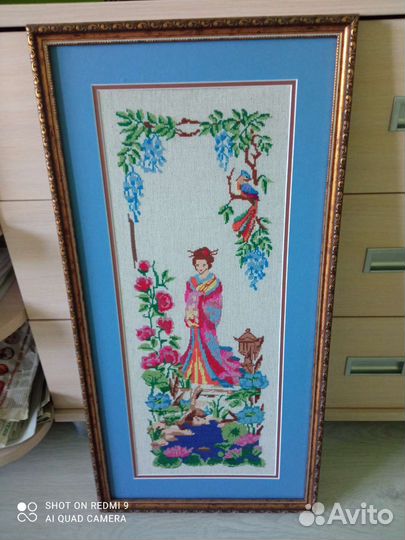 Готовая вышивка крестом В райском саду