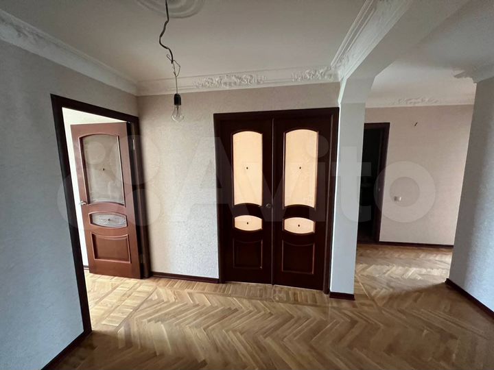 4-к. квартира, 88,4 м², 2/9 эт.
