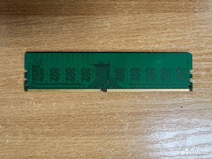Оперативная память ddr4 8gb Crucial 2400