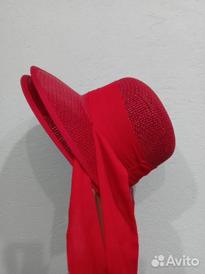 Шляпа женская соломенная