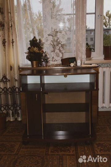 Тумба под телевизор