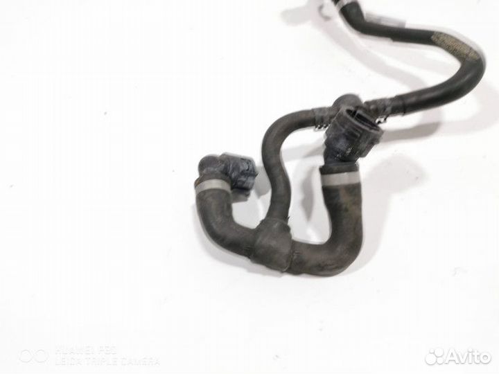 Патрубок охлаждения Mercedes-Benz S-Класс