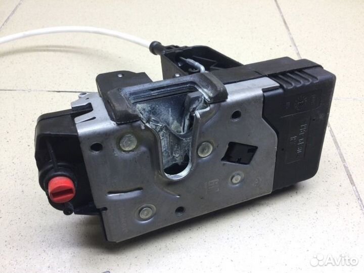 Замок задней правой двери задний правый Opel