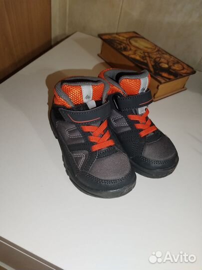Комбинезон и обувь