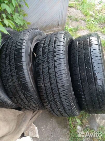 Michelin Agilis 215/60 R17C