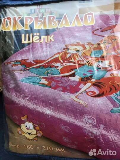 Комплект постельного белья и покрывало