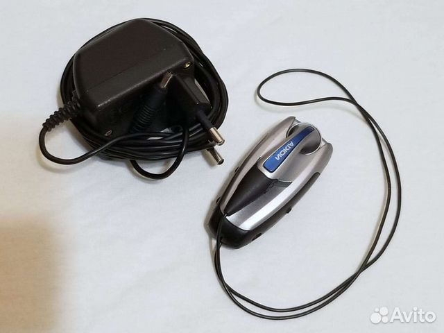 Bluetooth-гарнитура Nokia HS-3W, 2004 год