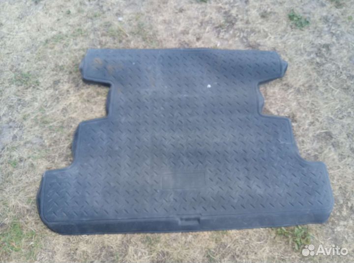 Коврик багажника нива 2131