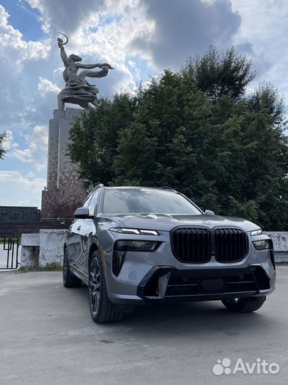 BMW X7 3.0 AT, 2022, 6 900 км