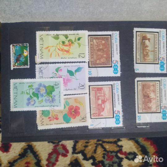 Почтовые марки и переводные этикетки на стаканы