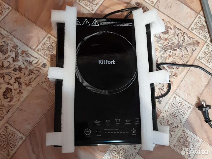Индукционная плитка kitfort