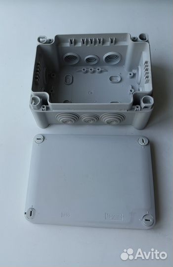 Распределительная коробка Legrand Plexo92042 IP55