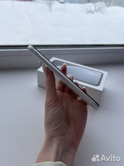 iPhone Xr, 128 ГБ