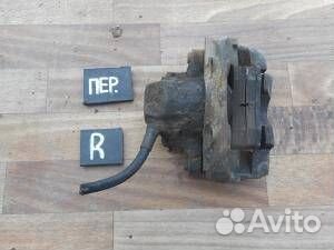 Суппорт передний правый Audi 80/90 B2 1986