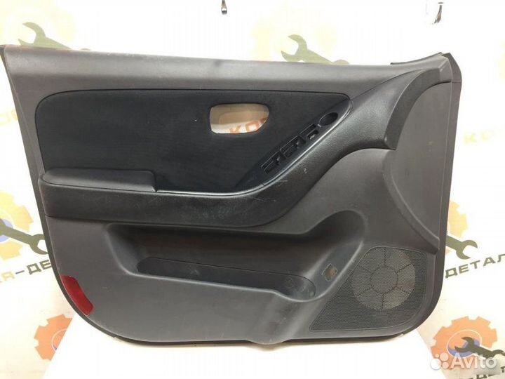 Обшивка двери передняя левая Hyundai Elantra HD