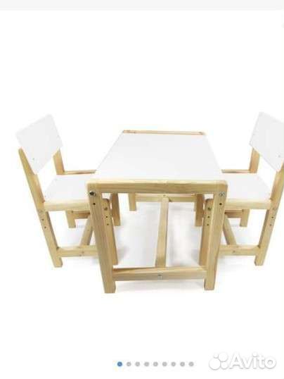 Стол со стульями