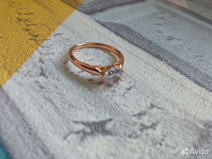 Кольцо с камнем медсплав