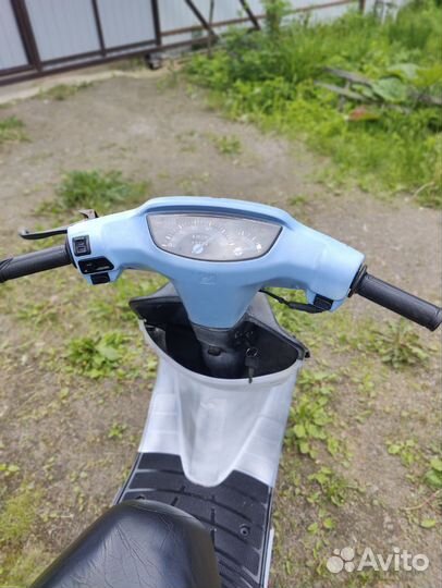 Скутер Honda Dio 27