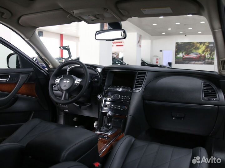 Infiniti FX37 3.7 AT, 2010, 180 000 км