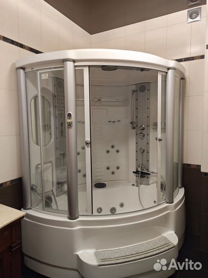 Установка душевых кабин