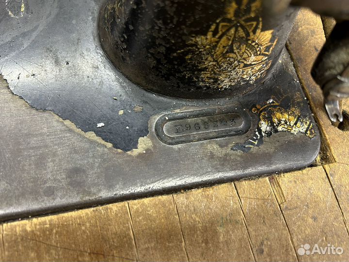 Швейная машинка singer