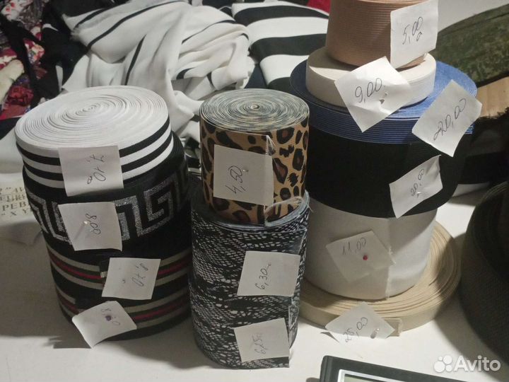 Резинка цветная и ткань пакетом