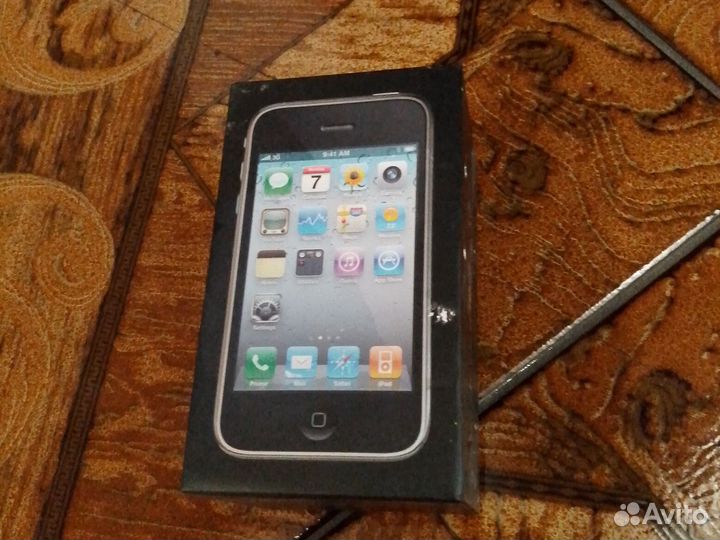 Коробка от iPhone 3gs