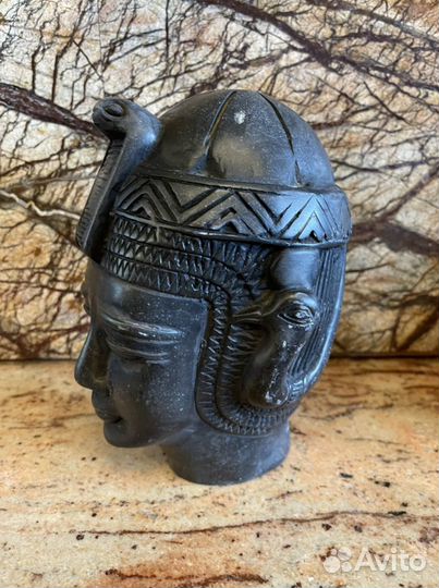 Египетские раритеты из базальта