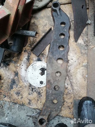 Скоба навески дт - 75