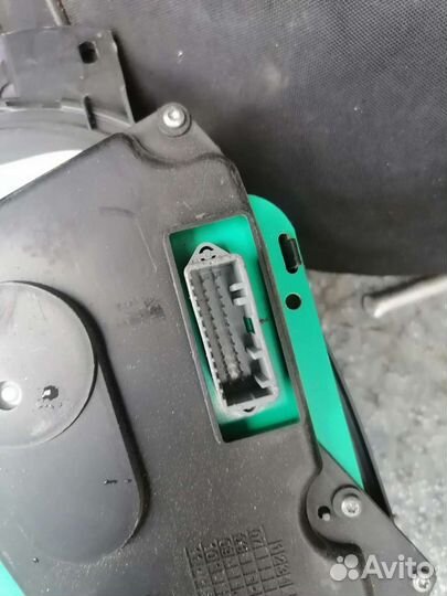 Щиток приборов рено сандеро степвей 15г