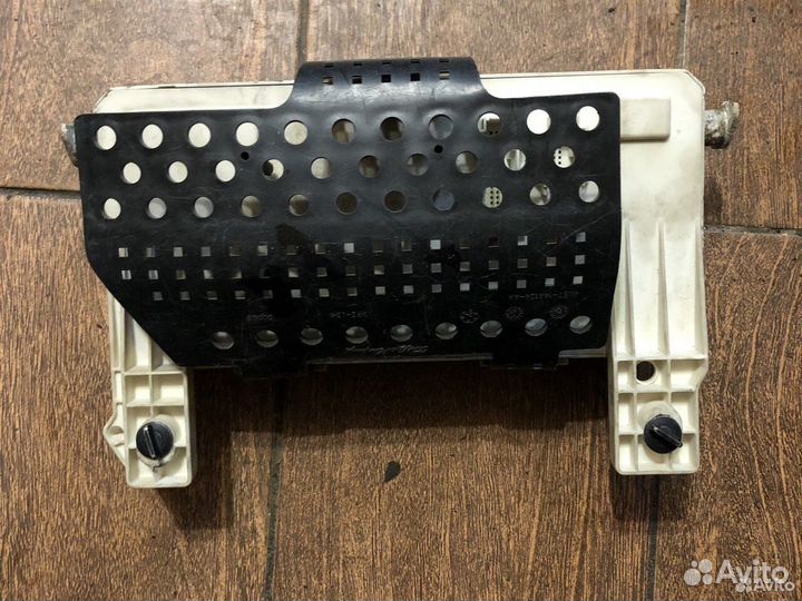 Блок предохранителей Ford Focus 2 Cmax C-MAX