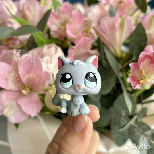 Фигурки Littlest pet shop стоячка