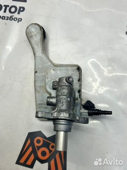 Цилиндр тормозной главный Ford Focus 3 хэтчбек 1.6