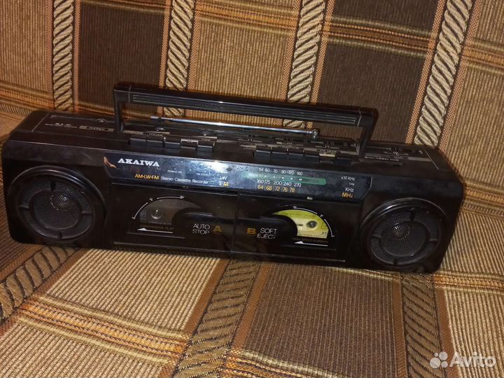 Кассетная магнитола времен СССР akaiwa