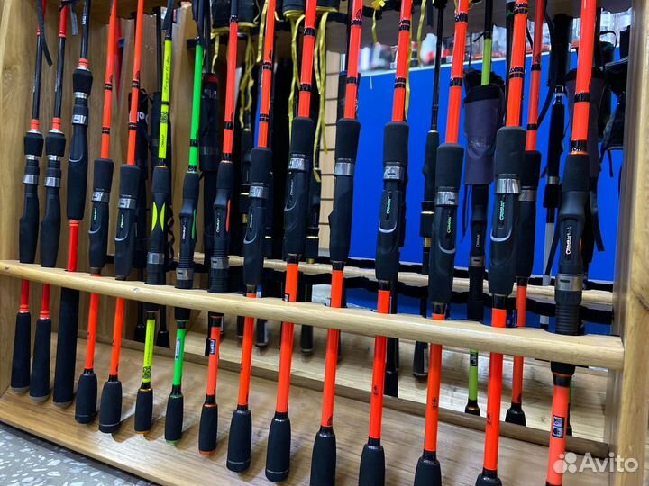 Спиннинги в ассортименте