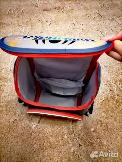 Школьный рюкзак