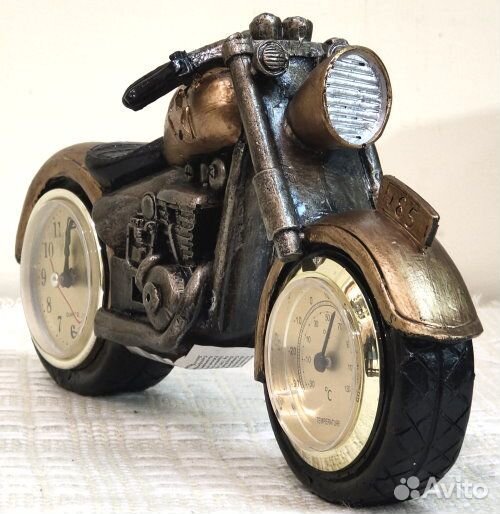 Часы мотоцикл с термометром