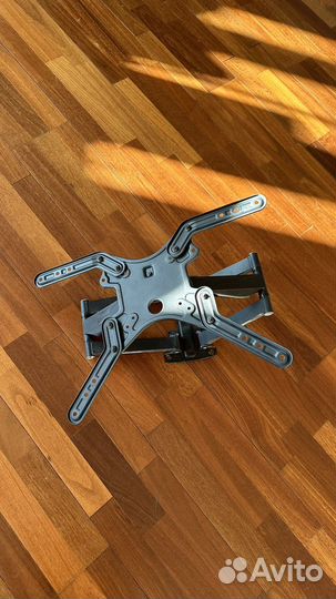 Кронштейн тв 37-70