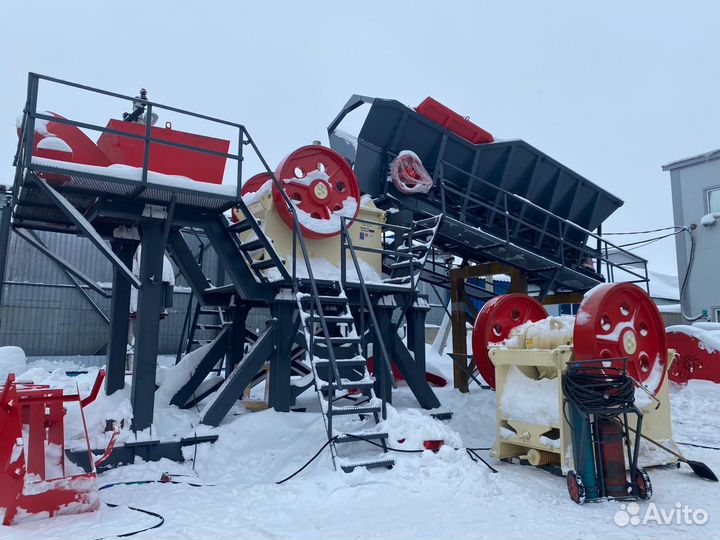 Дробилка щековая, питатель пластинчатый