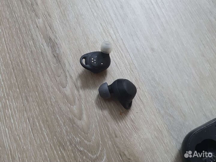 Беспроводные наушники