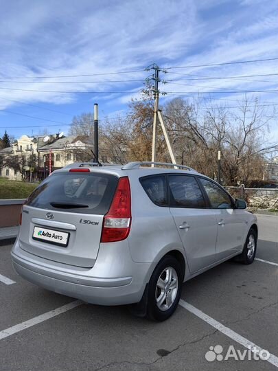 Hyundai i30 1.6 AT, 2011, 200 000 км