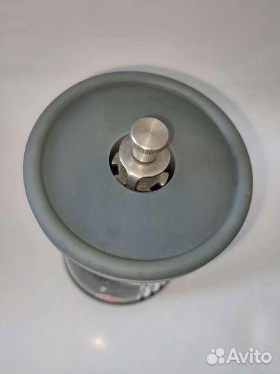 Новая ручная кофемолка Hario