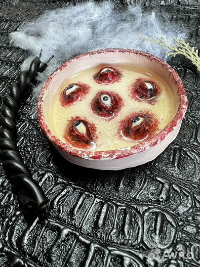 Декоративная тарелка из глины