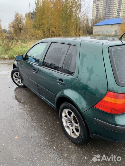 Volkswagen Golf 1.4 МТ, 1999, 300 000 км