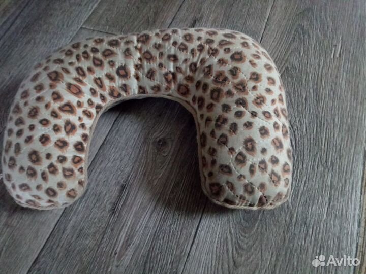 Подушка-подголовник (подушка для шеи) для ребенка